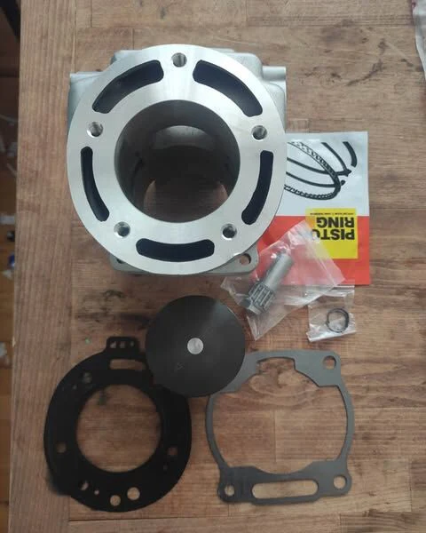 Yuki Dirty Paws 2 T Silindir Piston Takımı Orjinal